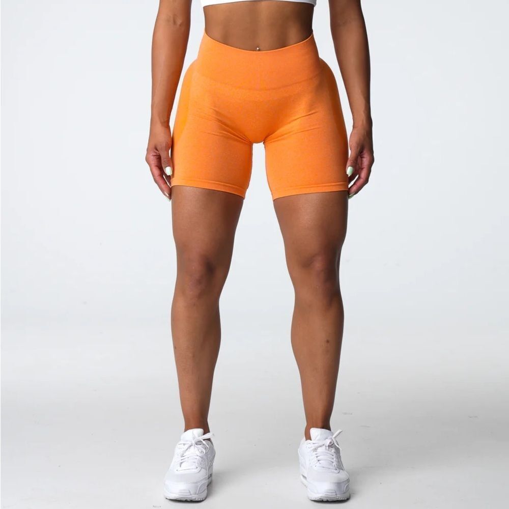 NVGTN Sunset Orange‎ Contour Seamless Shorts Medium NWT in packaging